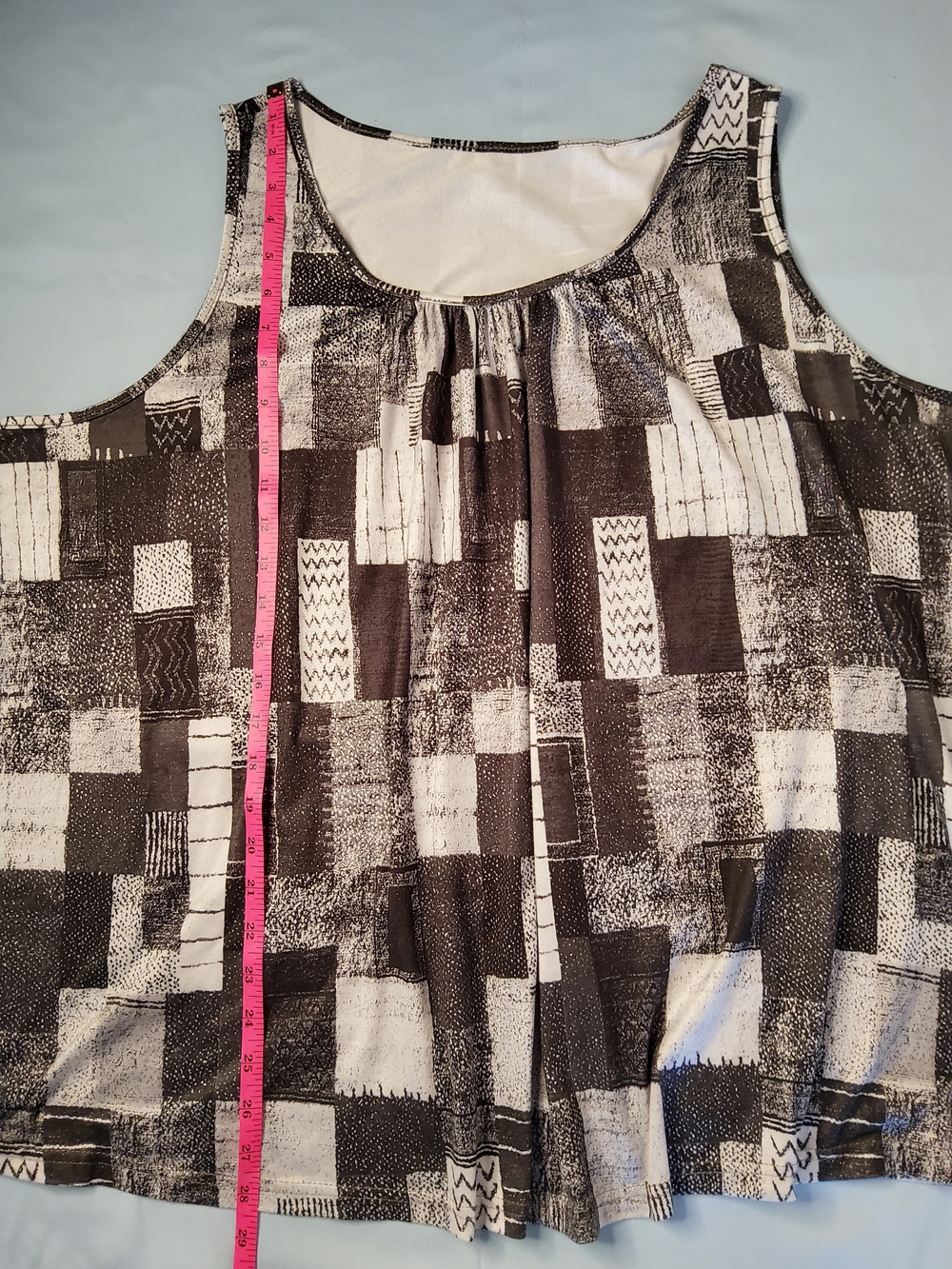 SHEIN Black & White Patchwork-Print Scoop Neck Tank - Picture 3 of 5